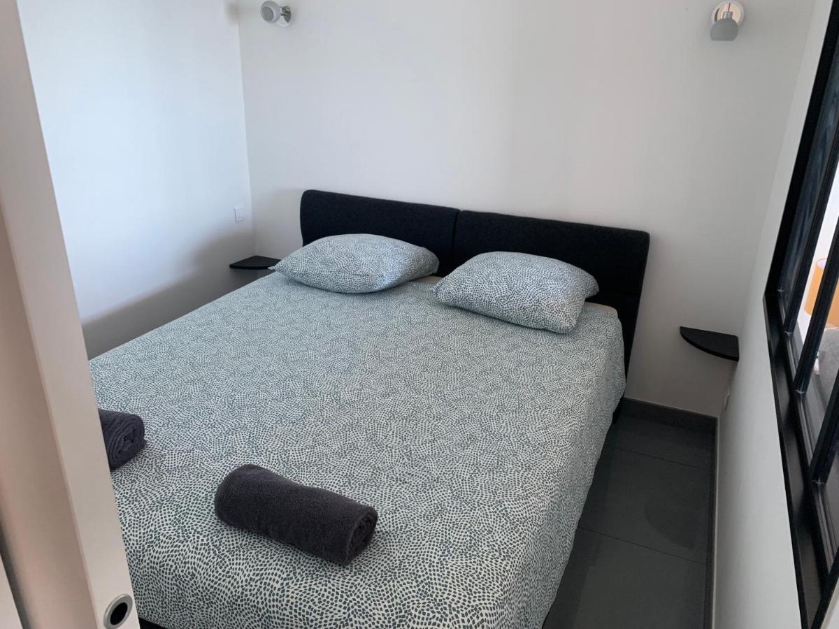 Superbe appartement T2 Vue magnifique Sanguinaires à 50m de la plage Ajaccio  Extérieur photo